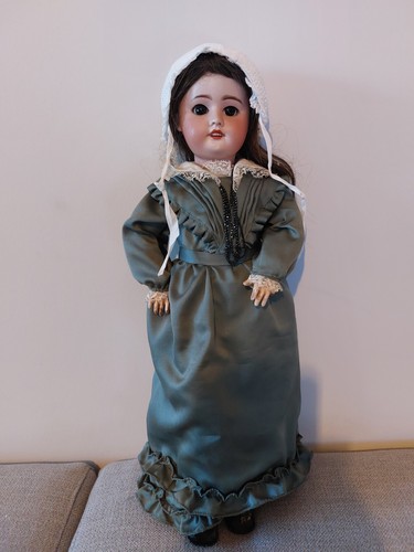 Antique doll sfbj paris - antique,